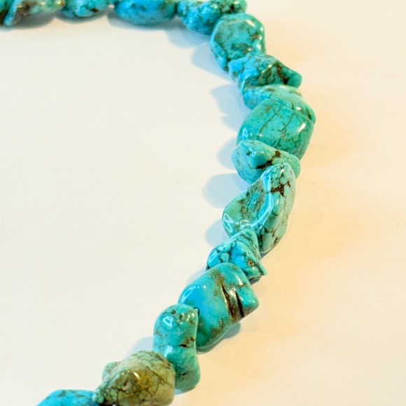 🆕 Faux Chunky Turquoise Nugget Necklace w/ Heart Toggle Clasp – Bold & Beautiful - Picture 12 of 16